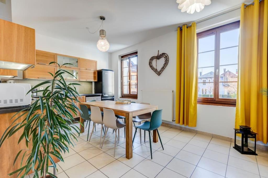 Vecchia Citta Cote Vieille Ville # Yolo Alp Home Annecy Luaran gambar